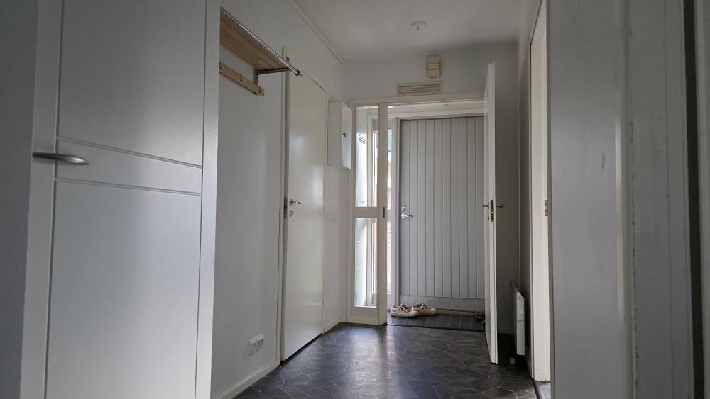 Eteinen toisesta suunnasta